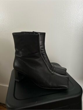 L’Intervalle Black Square-Toe Leather Ankle Boots